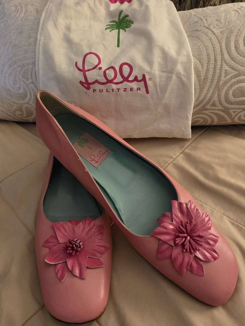 VTG VGC Lilly Pulitzer Pink Flats With Flower Detail -- Size 9M